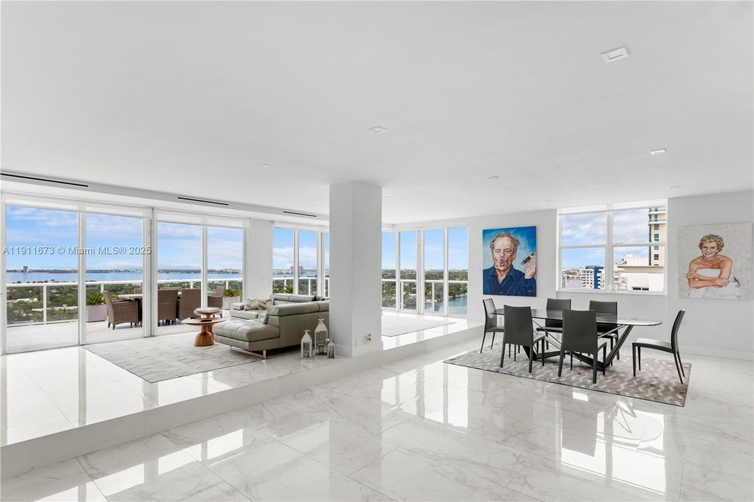 待售: $4,500,000 (3 贝兹, 4 浴室, 2594 平方英尺)