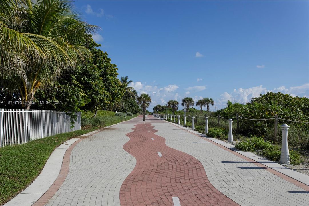 待售: $4,500,000 (3 贝兹, 4 浴室, 2594 平方英尺)