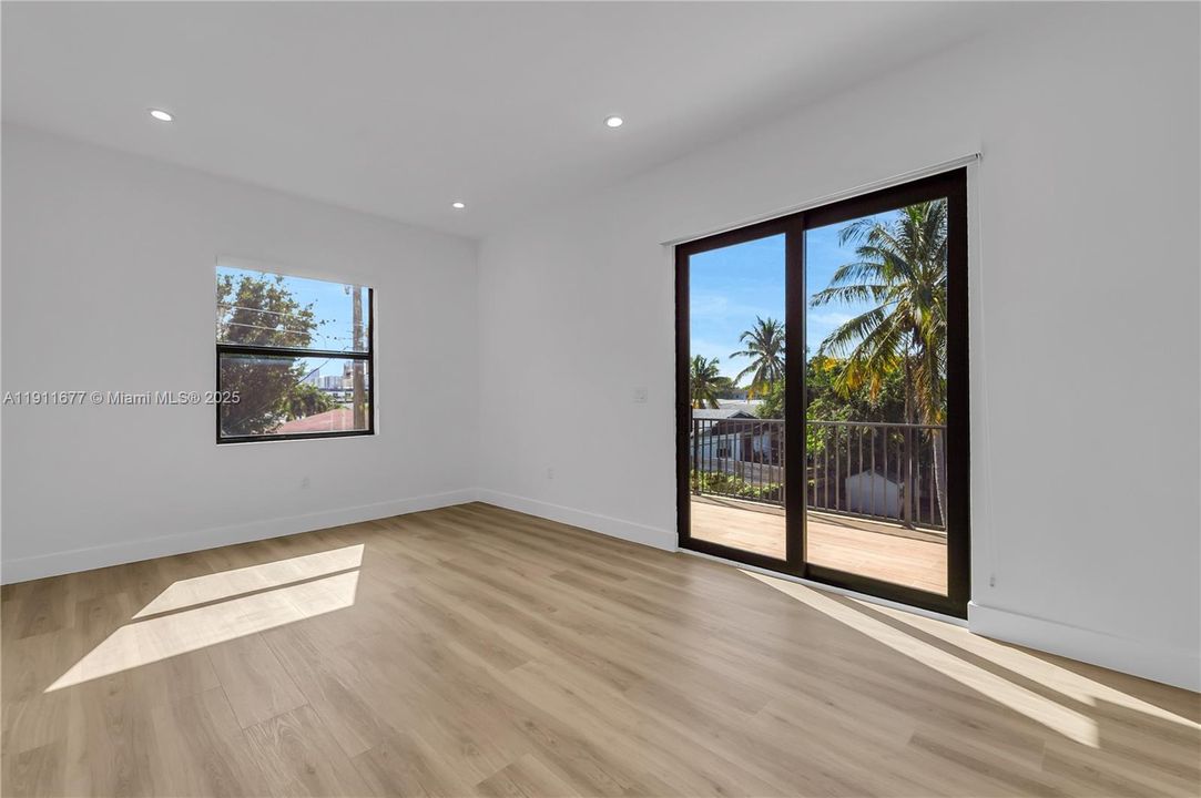 待售: $1,795,000 (0 贝兹, 0 浴室, 5472 平方英尺)