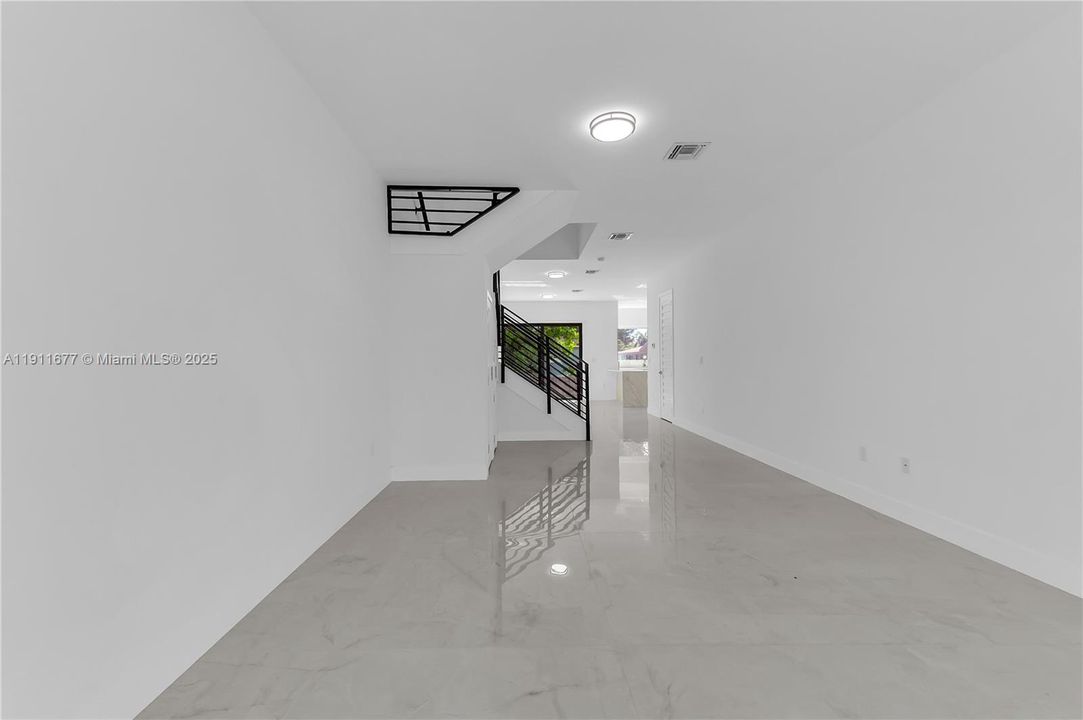 待售: $1,795,000 (0 贝兹, 0 浴室, 5472 平方英尺)