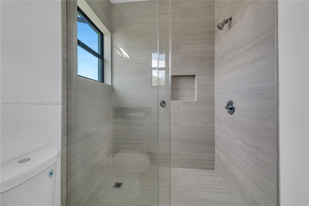 待售: $1,795,000 (0 贝兹, 0 浴室, 5472 平方英尺)