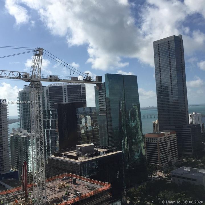 For Sale: $810,000 (2 beds, 2 baths, 1195 Square Feet)