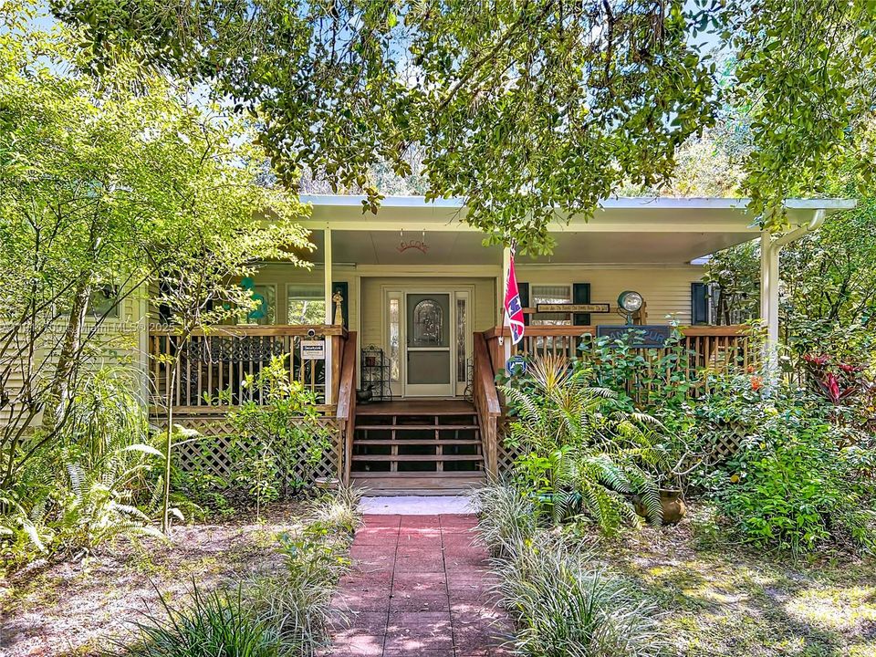 For Sale: $975,000 (3 beds, 2 baths, 0 Square Feet)