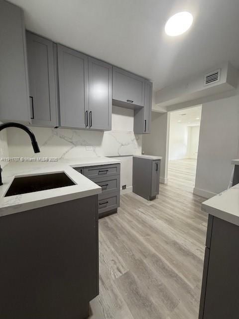 For Sale: $460,000 (3 beds, 1 baths, 1056 Square Feet)