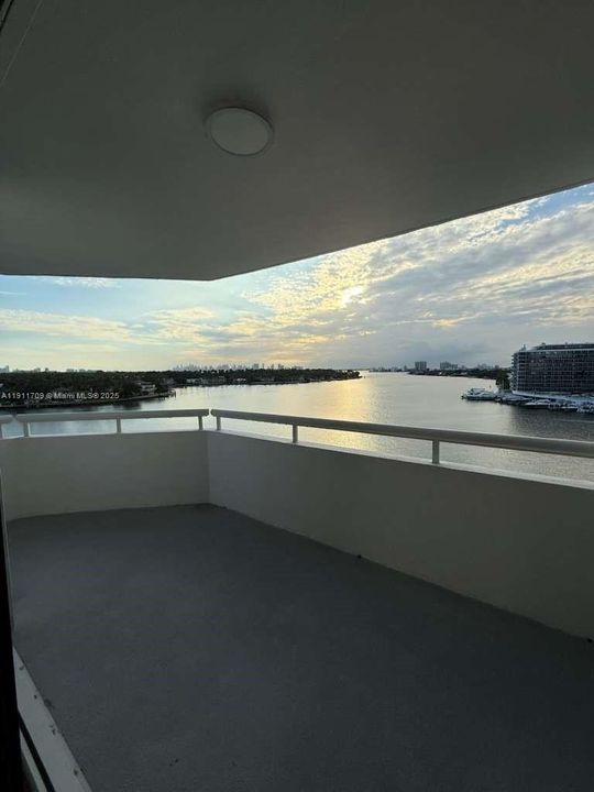 Large wrap around balcony