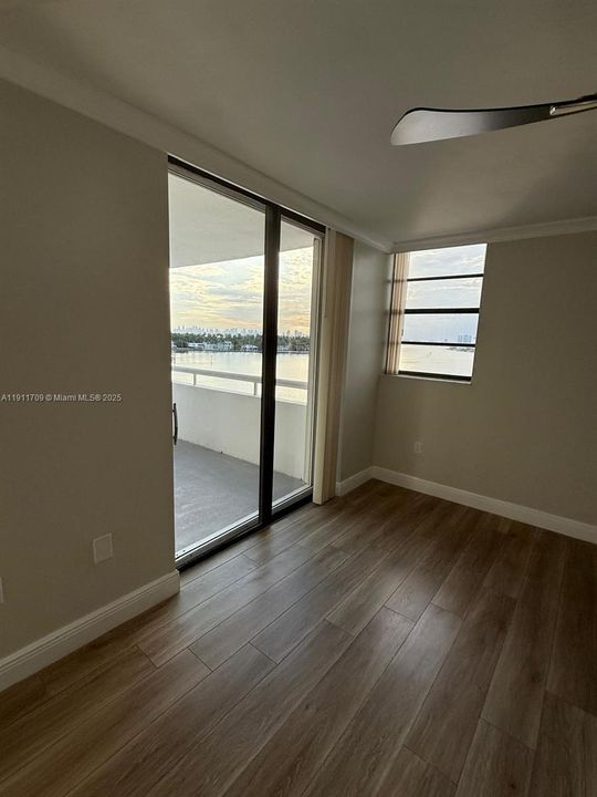 Activo con contrato: $3,200 (2 camas, 2 baños, 1130 Pies cuadrados)