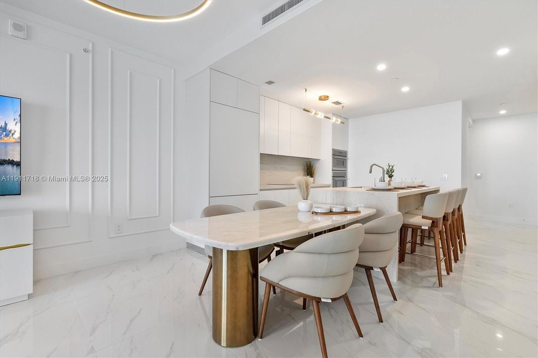 Active With Contract: $14,750 (3 beds, 3 baths, 1759 Square Feet)