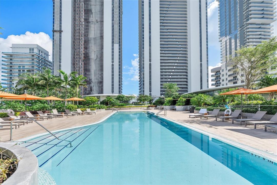 Active With Contract: $14,750 (3 beds, 3 baths, 1759 Square Feet)