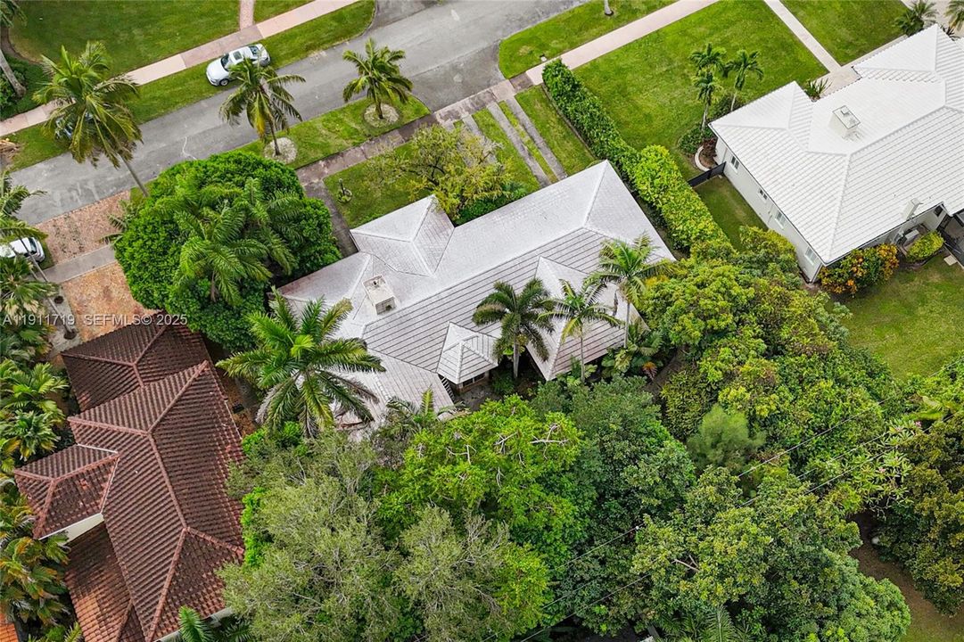 待售: $2,895,000 (0.29 acres)