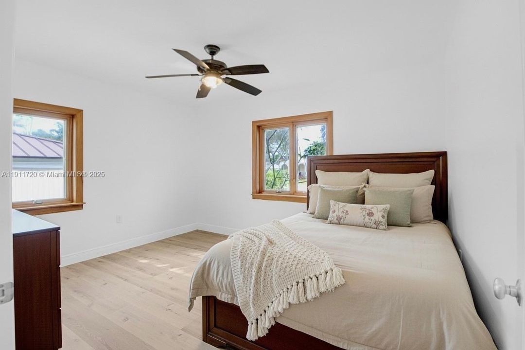 Recientemente alquilado: $2,500 (2 camas, 1 baños, 1577 Pies cuadrados)