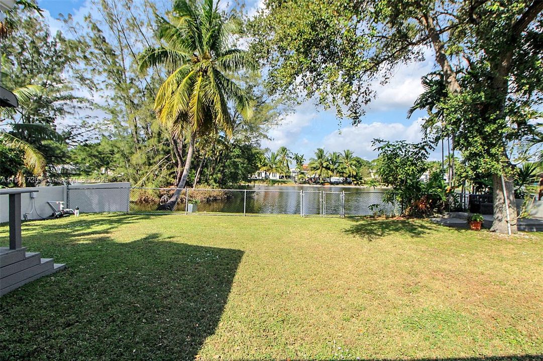 Recientemente alquilado: $2,500 (2 camas, 1 baños, 1577 Pies cuadrados)