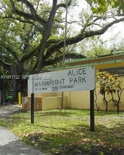 Alice Park - Blocks away