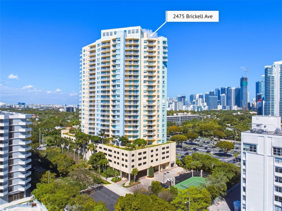 For Sale: $769,000 (2 beds, 2 baths, 1190 Square Feet)