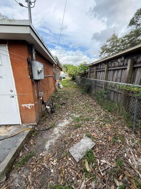 На продажу: $199,900 (1 спален, 1 ванн, 558 Квадратных фут)