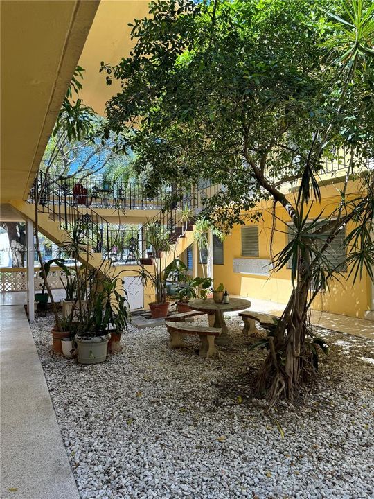 For Sale: $267,000 (0 beds, 1 baths, 380 Square Feet)