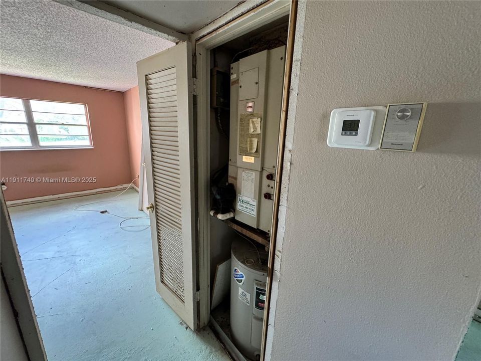 Recently Sold: $110,000 (1 beds, 1 baths, 638 Square Feet)