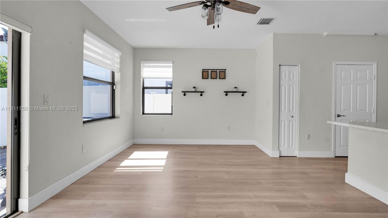 For Sale: $495,000 (3 beds, 2 baths, 1540 Square Feet)