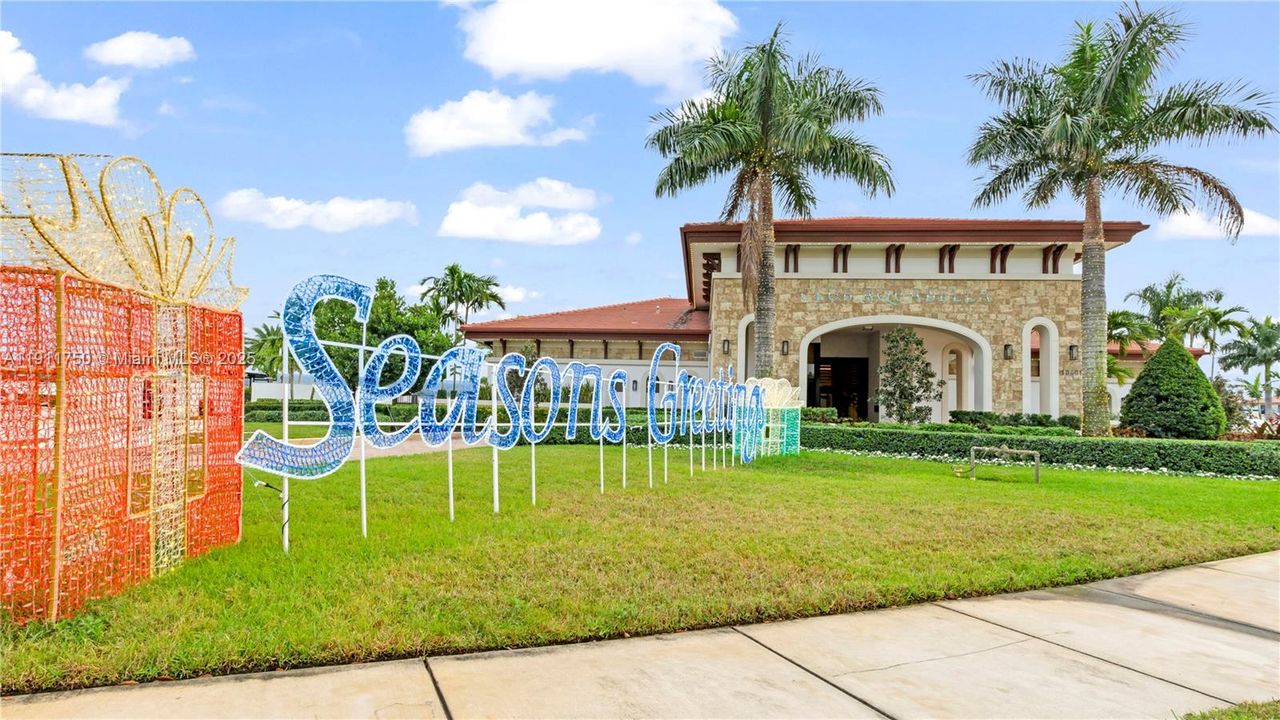 For Sale: $495,000 (3 beds, 2 baths, 1540 Square Feet)