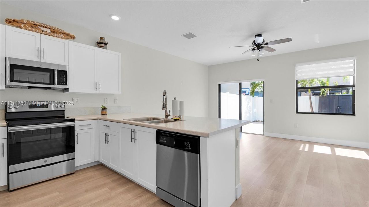 For Sale: $495,000 (3 beds, 2 baths, 1540 Square Feet)