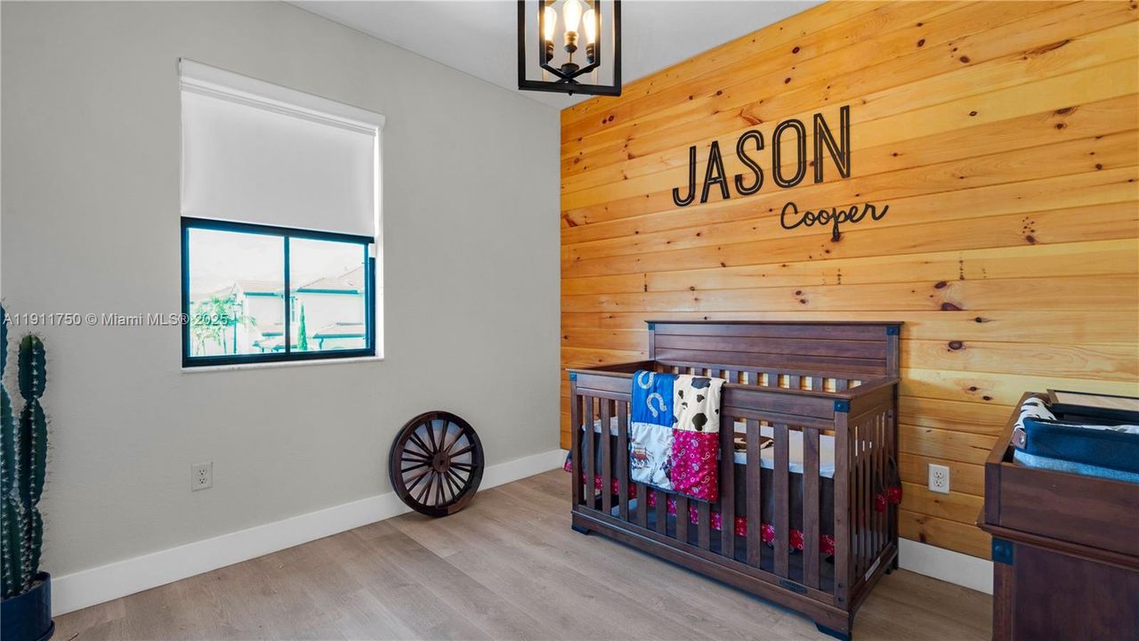 For Sale: $495,000 (3 beds, 2 baths, 1540 Square Feet)