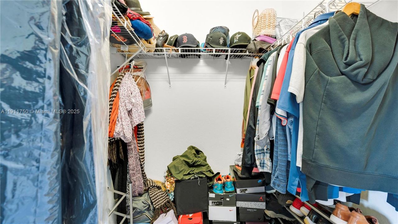 For Sale: $495,000 (3 beds, 2 baths, 1540 Square Feet)