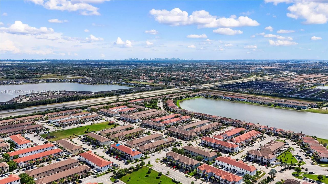 For Sale: $495,000 (3 beds, 2 baths, 1540 Square Feet)