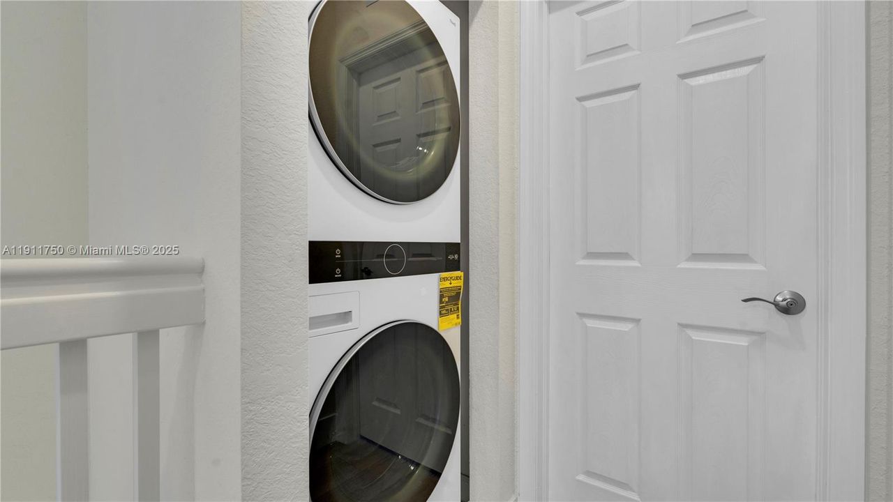 For Sale: $495,000 (3 beds, 2 baths, 1540 Square Feet)