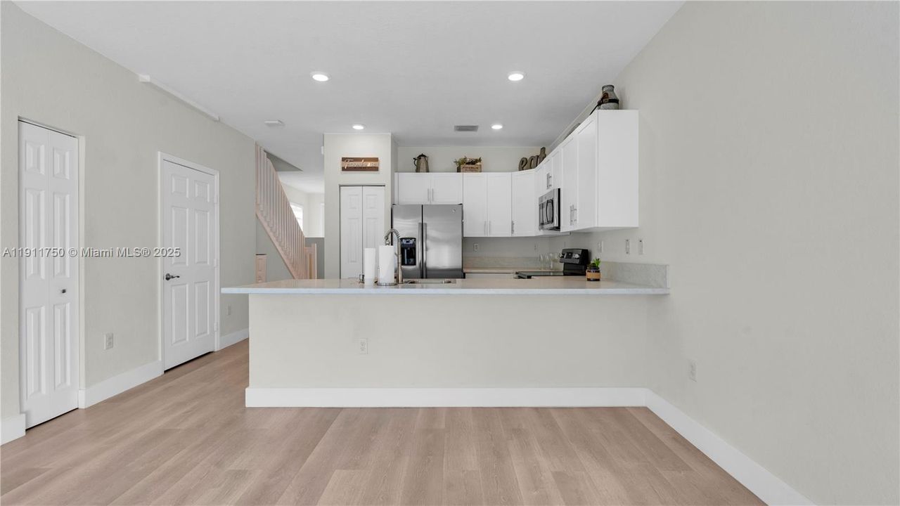 For Sale: $495,000 (3 beds, 2 baths, 1540 Square Feet)