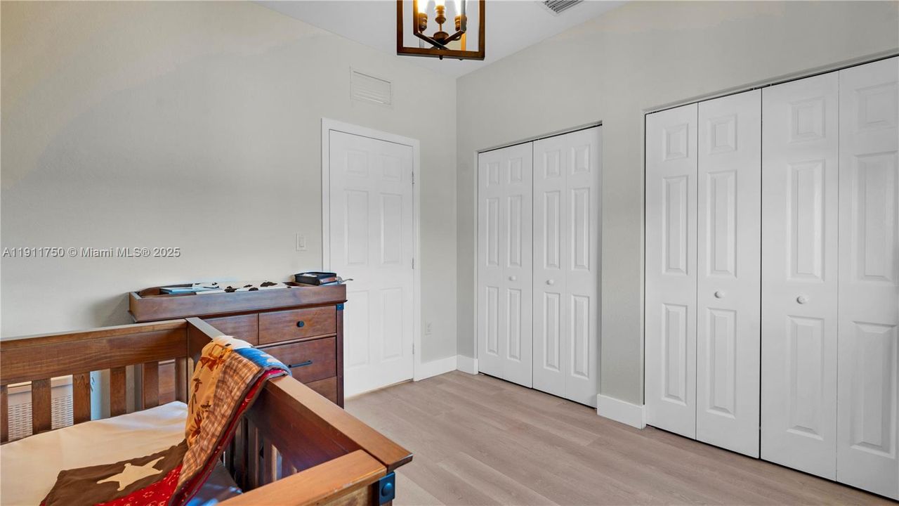 For Sale: $495,000 (3 beds, 2 baths, 1540 Square Feet)