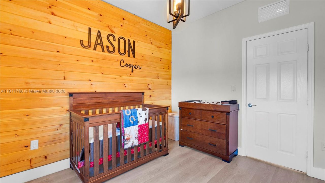 For Sale: $495,000 (3 beds, 2 baths, 1540 Square Feet)