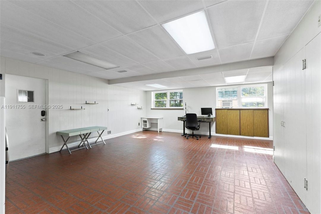 待售: $420,000 (4 贝兹, 2 浴室, 2522 平方英尺)