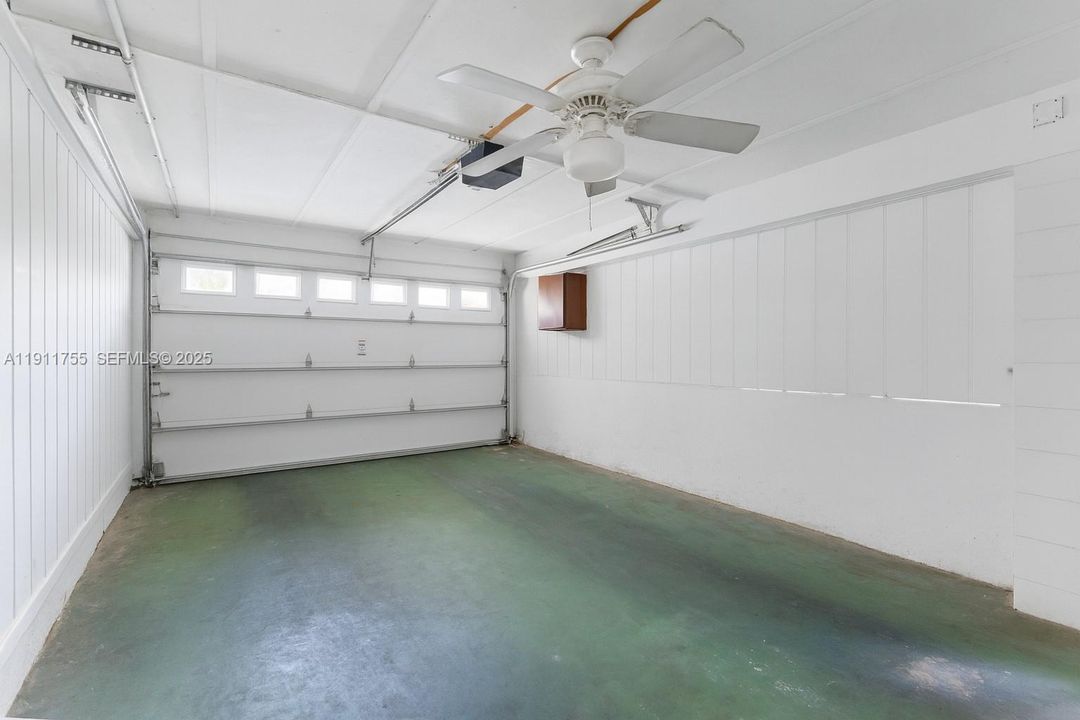 待售: $420,000 (4 贝兹, 2 浴室, 2522 平方英尺)