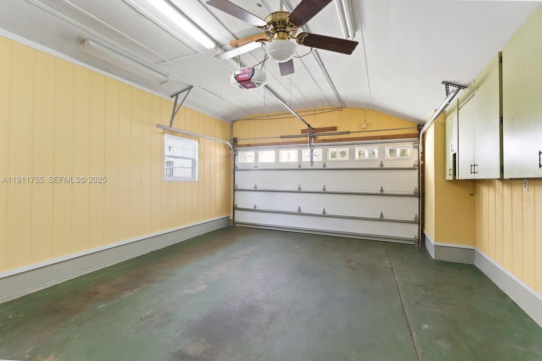 待售: $420,000 (4 贝兹, 2 浴室, 2522 平方英尺)