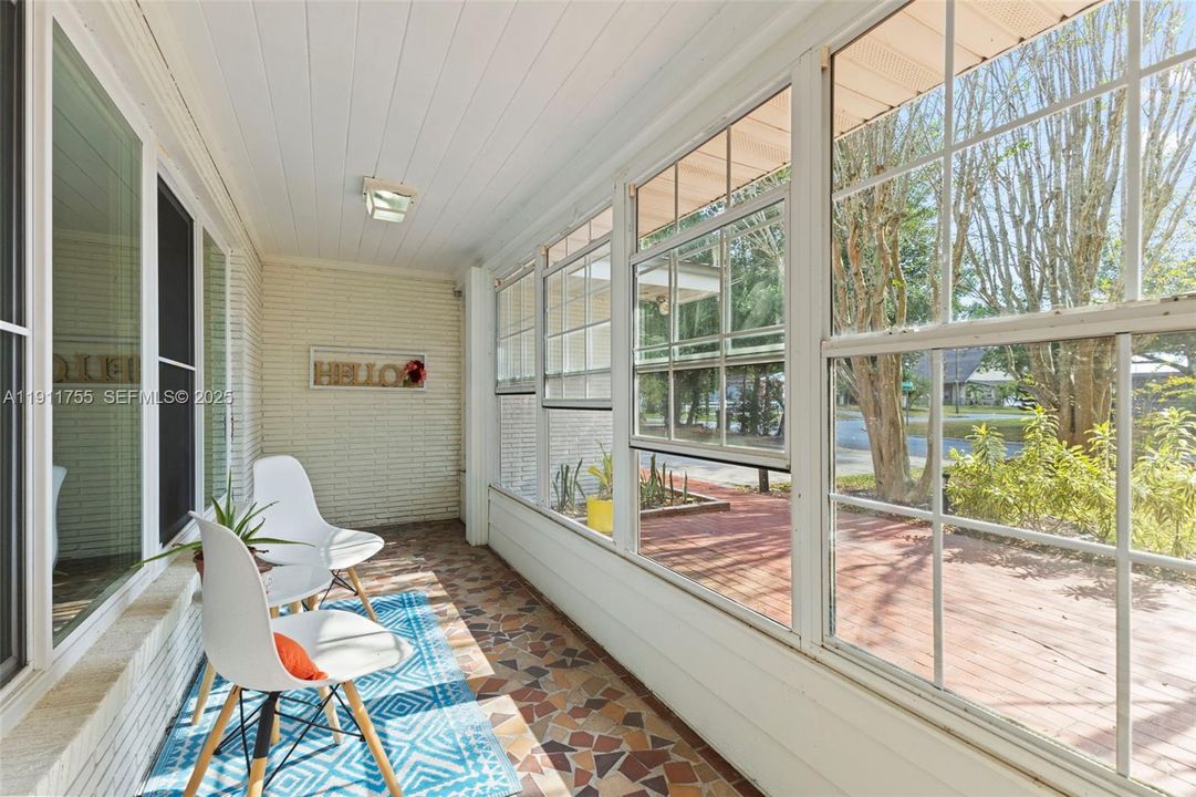 待售: $420,000 (4 贝兹, 2 浴室, 2522 平方英尺)