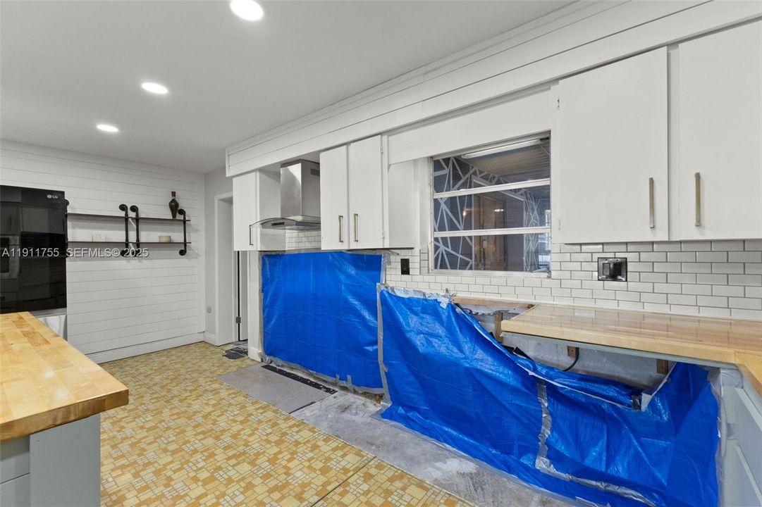 待售: $420,000 (4 贝兹, 2 浴室, 2522 平方英尺)