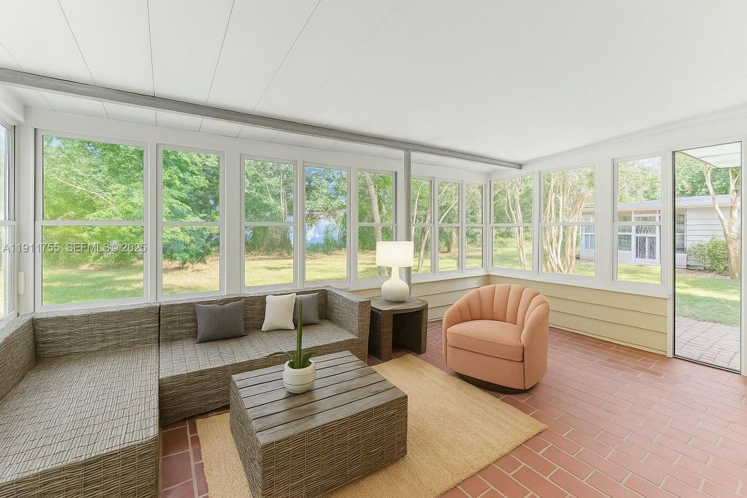 待售: $420,000 (4 贝兹, 2 浴室, 2522 平方英尺)