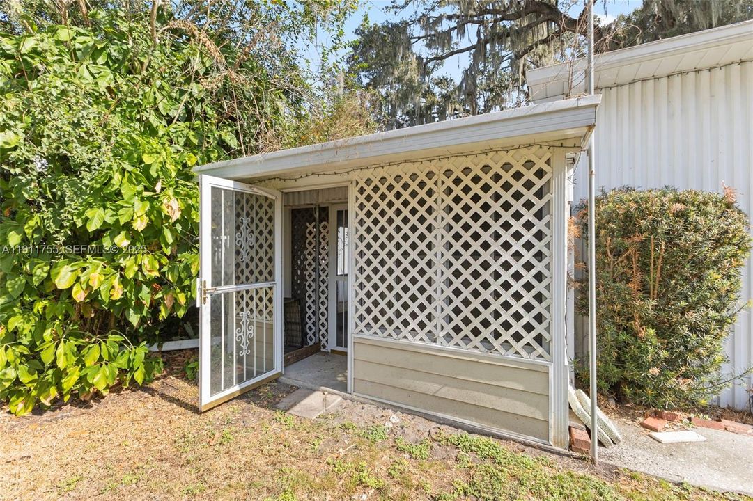 待售: $420,000 (4 贝兹, 2 浴室, 2522 平方英尺)