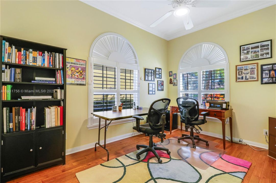 На продажу: $899,000 (3 спален, 3 ванн, 2221 Квадратных фут)