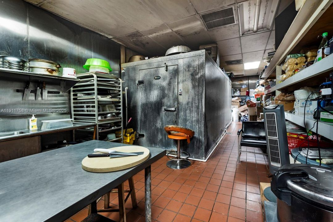 待售: $350,000 (0 贝兹, 0 浴室, 0 平方英尺)