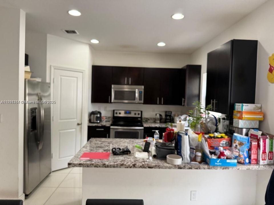 En Venta: $509,900 (3 camas, 2 baños, 1777 Pies cuadrados)