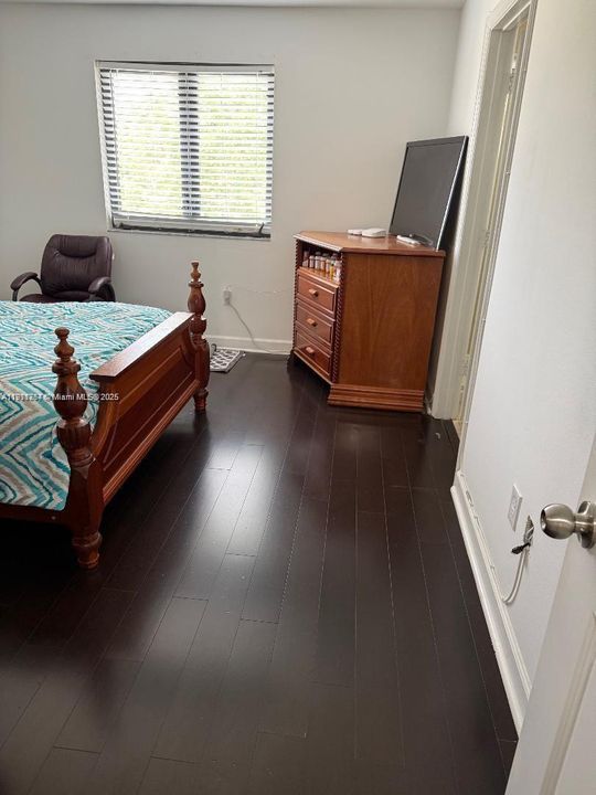 En Venta: $509,900 (3 camas, 2 baños, 1777 Pies cuadrados)