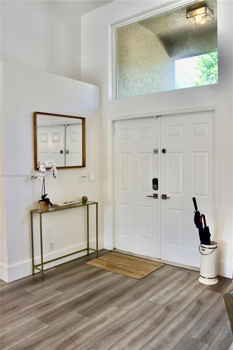 For Sale: $1,150,000 (5 beds, 2 baths, 2597 Square Feet)