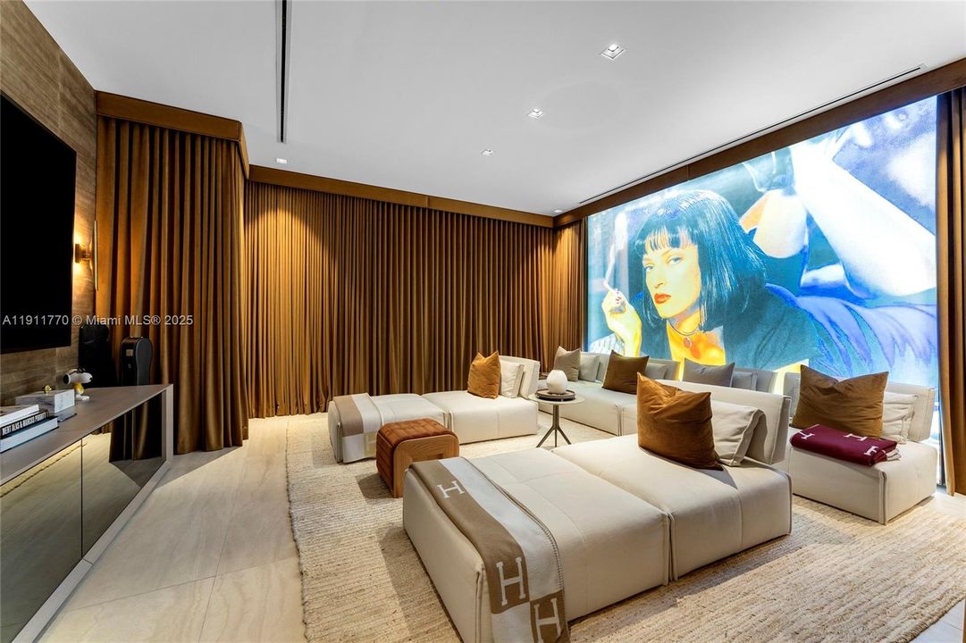 For Sale: $23,800,000 (6 beds, 6 baths, 10338 Square Feet)