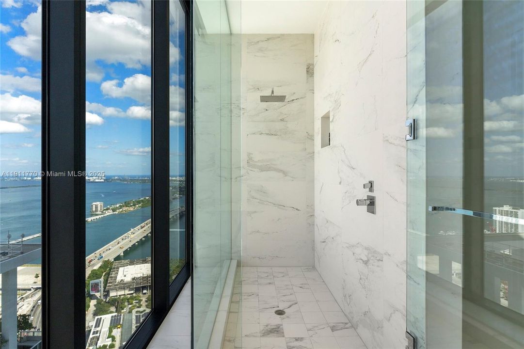 For Sale: $23,800,000 (6 beds, 6 baths, 10338 Square Feet)