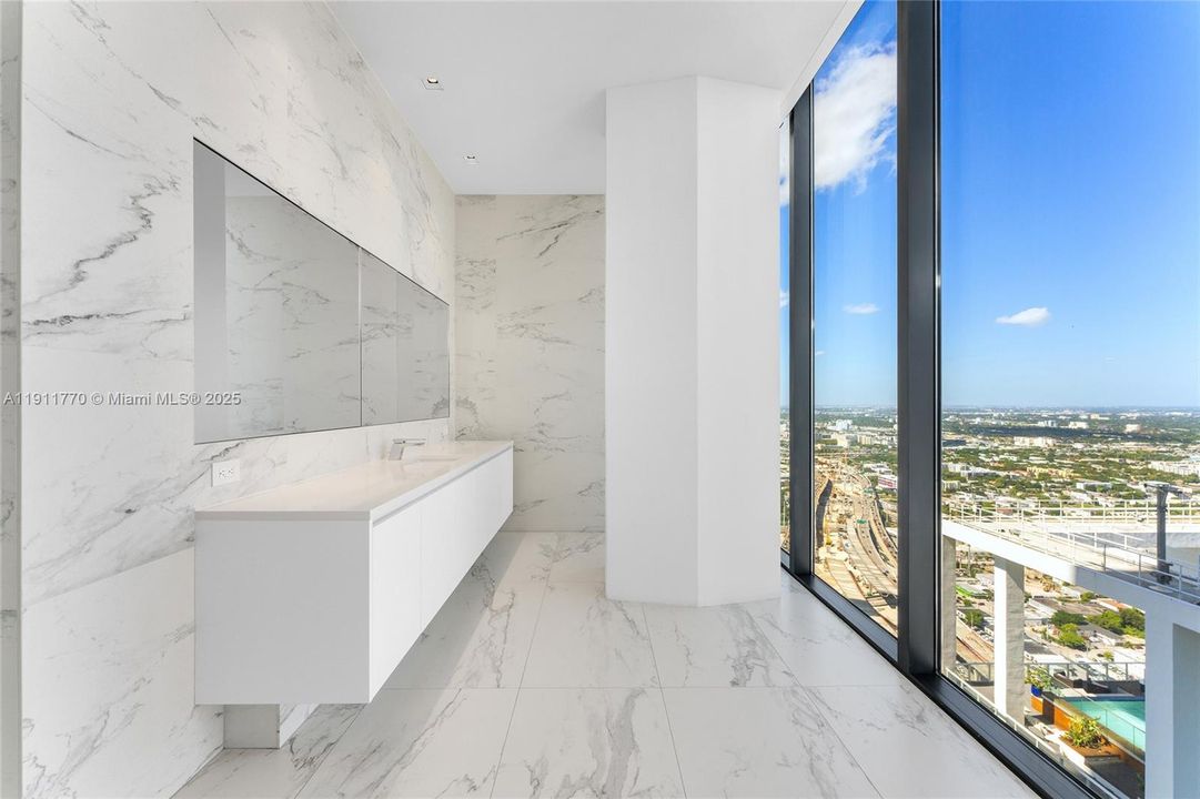 For Sale: $23,800,000 (6 beds, 6 baths, 10338 Square Feet)