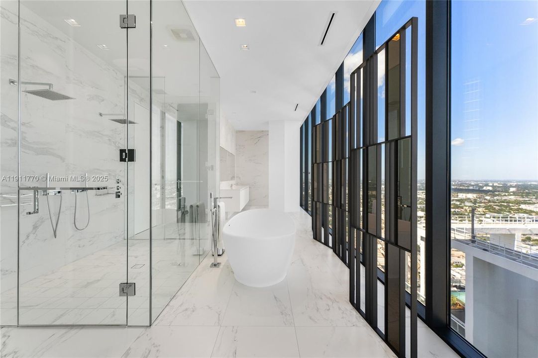 For Sale: $23,800,000 (6 beds, 6 baths, 10338 Square Feet)