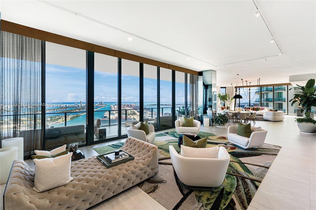 For Sale: $23,800,000 (6 beds, 6 baths, 10338 Square Feet)