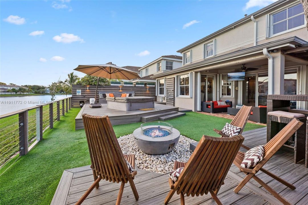 На продажу: $989,000 (4 спален, 2 ванн, 2429 Квадратных фут)