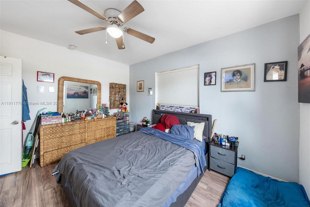 На продажу: $749,000 (0 спален, 0 ванн, 1832 Квадратных фут)