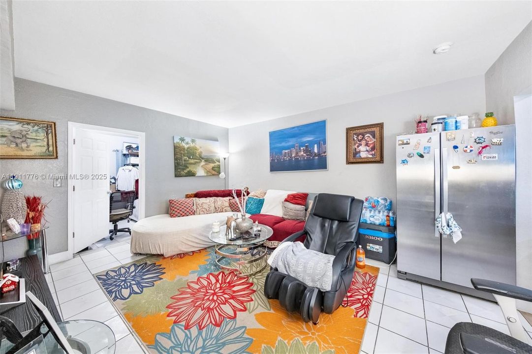 На продажу: $749,000 (0 спален, 0 ванн, 1832 Квадратных фут)